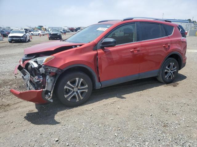 JTMZFREV7HJ116414 - 2017 TOYOTA RAV4 LE RED photo 1