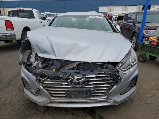 KMHE24L30KA093284 - 2019 HYUNDAI SONATA HYBRID SILVER photo 5