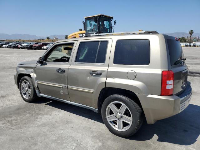 1J8FT48W08D558073 - 2008 JEEP PATRIOT LIMITED TAN photo 2