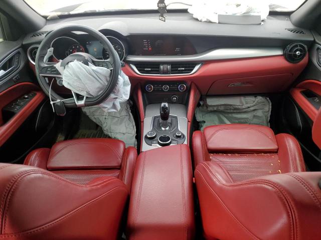 ZASPAKBN2K7C50213 - 2019 ALFA ROMEO STELVIO TI WHITE photo 8