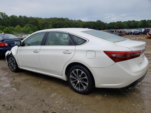 4T1BK1EB9JU278050 - 2018 TOYOTA AVALON XLE WHITE photo 2