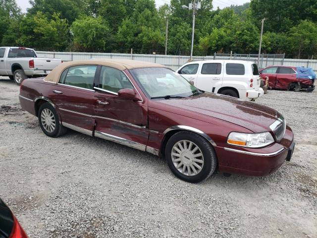 1LNHM81W13Y632323 - 2003 LINCOLN TOWN CAR EXECUTIVE BURGUNDY photo 4