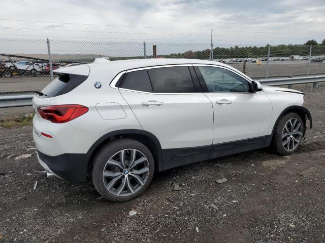 WBXYJ5C59K5N47684 - 2019 BMW X2 XDRIVE28I WHITE photo 3