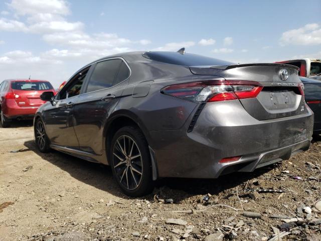 4T1T11BK1PU101318 - 2023 TOYOTA CAMRY SE NIGHT SHADE GRAY photo 2