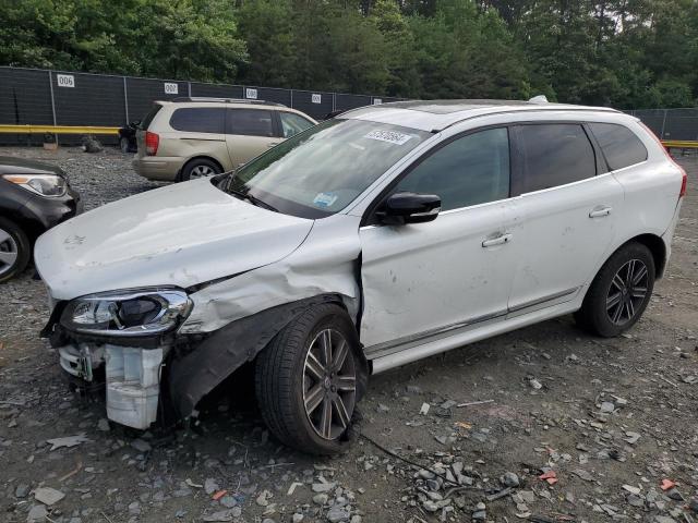 YV440MDR9H2076878 - 2017 VOLVO XC60 T5 DYNAMIC თეთრი ფოტო 1