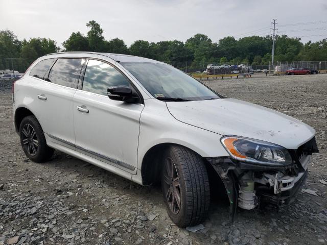 YV440MDR9H2076878 - 2017 VOLVO XC60 T5 DYNAMIC თეთრი ფოტო 4