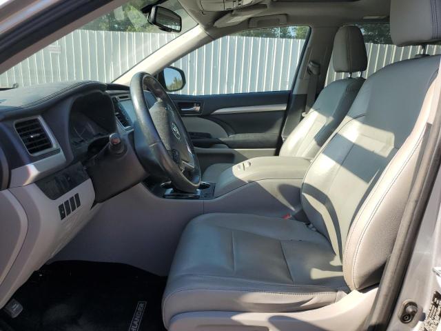 5TDKKRFH8GS141412 - 2016 TOYOTA HIGHLANDER XLE 银色 照片 7