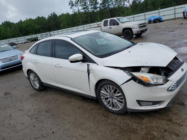 1FADP3J29GL334976 - 2016 FORD FOCUS TITANIUM WHITE photo 4