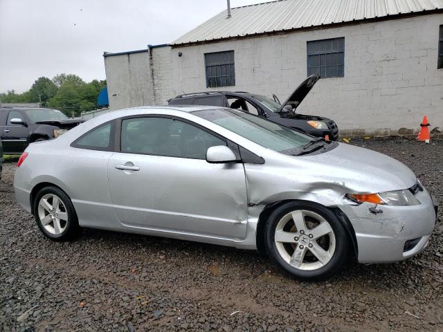 2HGFG12948H573533 - 2008 HONDA CIVIC EXL SILVER photo 4