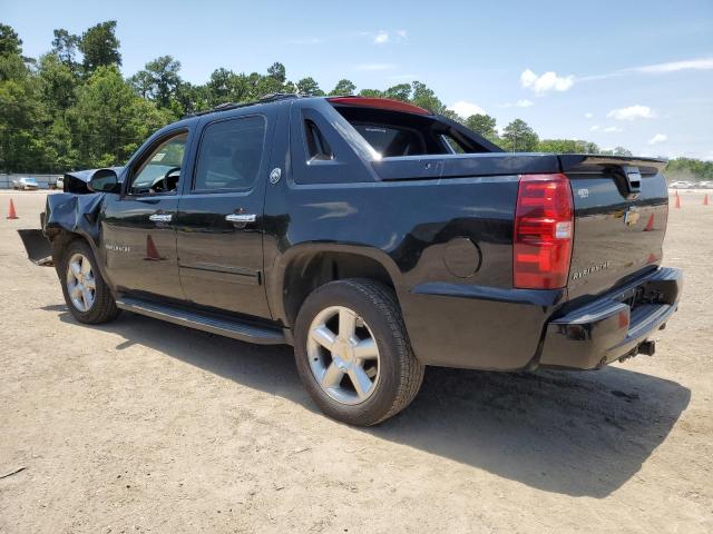 3GNMCFE05DG297828 - 2013 CHEVROLET AVALANCHE LT BLACK photo 2