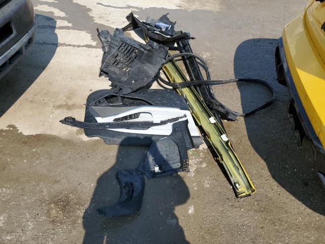 WBS43AY08NFM15017 - 2022 BMW M3 COMPETITION YELLOW photo 12