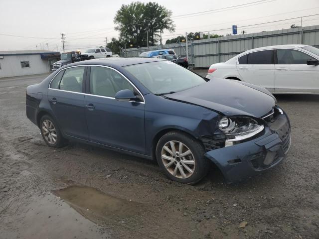 3VWRX7AJ9AM039507 - 2010 VOLKSWAGEN JETTA SE BLUE photo 4