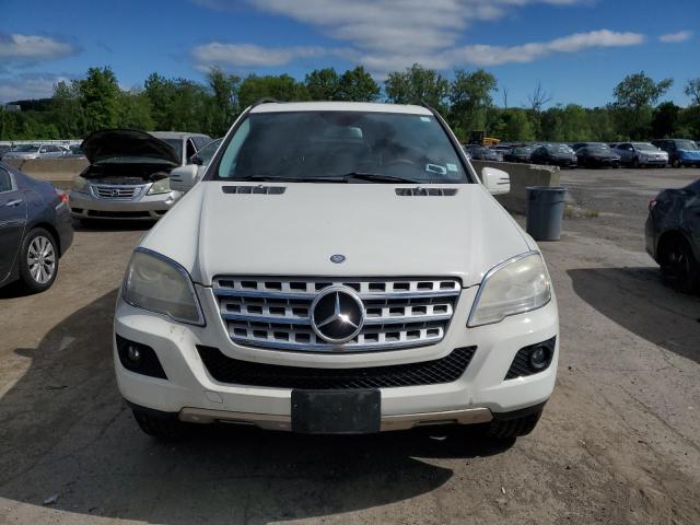 4JGBB8GB5BA690278 - 2011 MERCEDES-BENZ ML 350 4MATIC WHITE photo 5