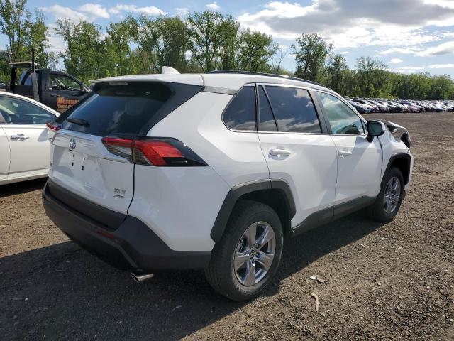 2T3P1RFV3SW539925 - 2025 TOYOTA RAV4 XLE 白色 照片 3