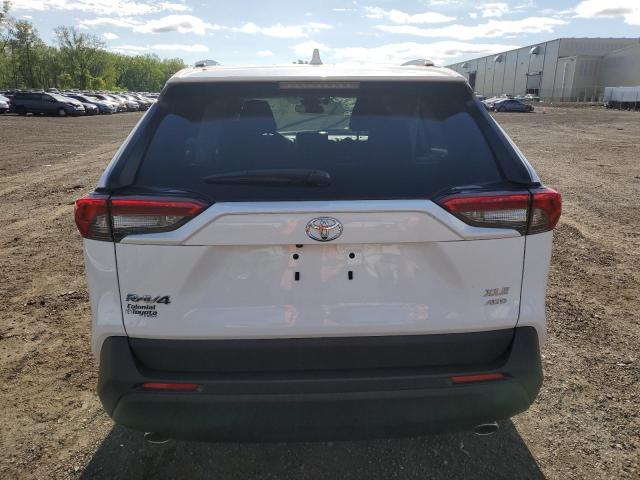2T3P1RFV3SW539925 - 2025 TOYOTA RAV4 XLE 白色 照片 6