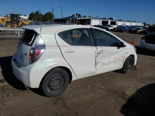 JTDKDTB38E1570903 - 2014 TOYOTA PRIUS C WHITE photo 3