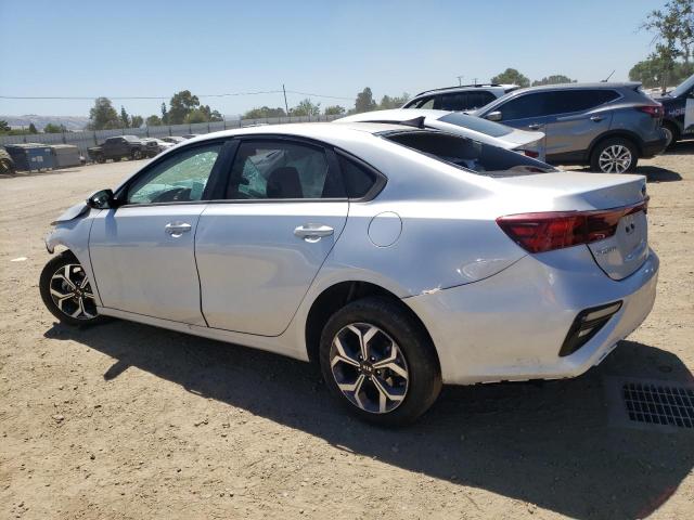 3KPF24AD7ME312018 - 2021 KIA FORTE FE SILVER photo 2