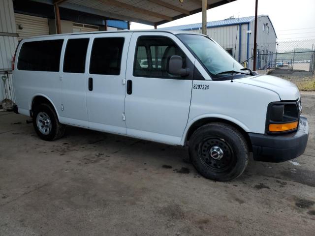 1GTS7AFX8D1179726 - 2013 GMC SAVANA G1500 WHITE photo 4