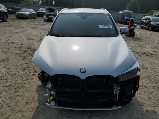 WBXJG7C01M5T88422 - 2021 BMW X1 SDRIVE28I SILVER photo 5