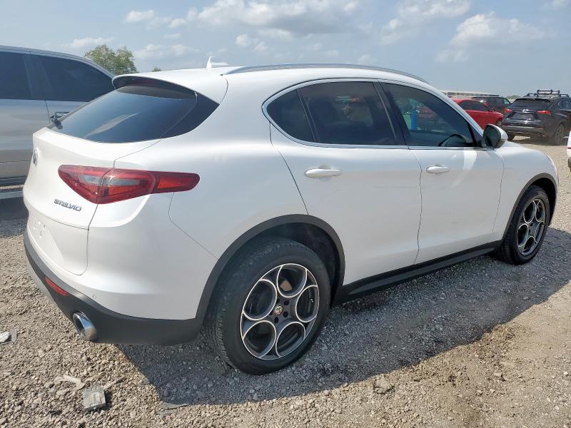 ZASFAKBN9J7B76119 - 2018 ALFA ROMEO STELVIO TI თეთრი ფოტო 3