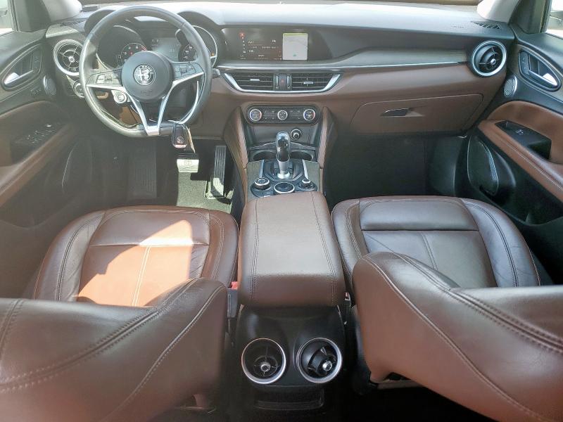 ZASFAKBN9J7B76119 - 2018 ALFA ROMEO STELVIO TI თეთრი ფოტო 8