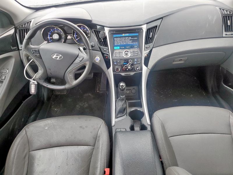 5NPEC4AB0CH481122 - 2012 HYUNDAI SONATA SE 银色 照片 8