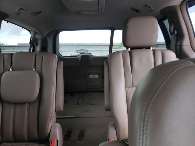 2A4RR8DG3BR679929 - 2011 CHRYSLER TOWN & COU TOURING L BLACK photo 10