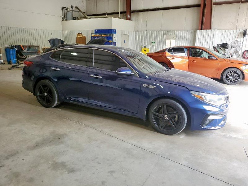 5XXGT4L3XKG315442 - 2019 KIA OPTIMA LX 蓝色 照片 4