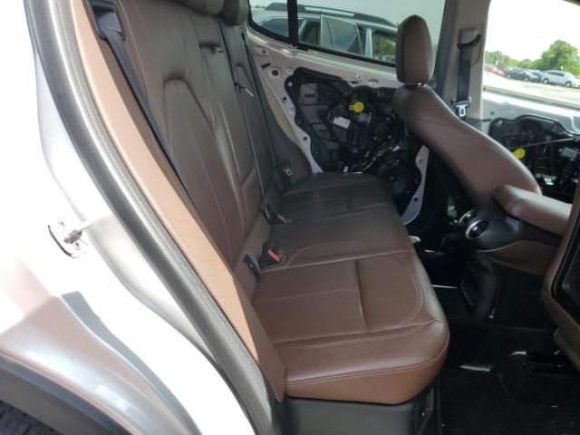 ZASFAKBN1J7B70623 - 2018 ALFA ROMEO STELVIO TI WHITE photo 11