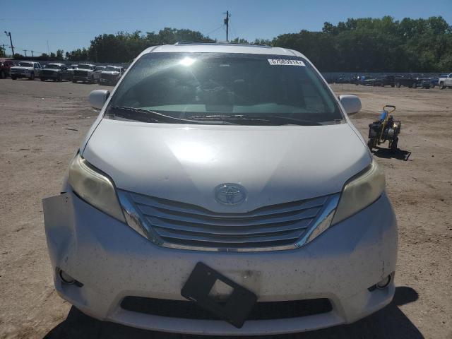 5TDYK3DCXCS186327 - 2012 TOYOTA SIENNA XLE WHITE photo 5