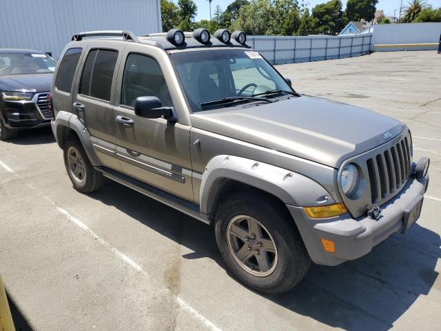 1J4GK38K86W133444 - 2006 JEEP LIBERTY RENEGADE 米色 照片 4