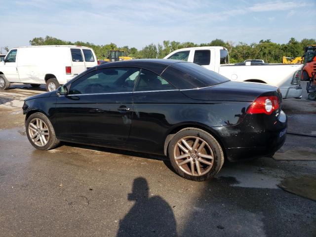 WVWFA71FX8V039955 - 2008 VOLKSWAGEN EOS LUX 黑色 照片 2
