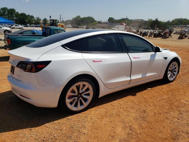 5YJ3E1EB1NF194688 - 2022 TESLA MODEL 3 WHITE photo 3