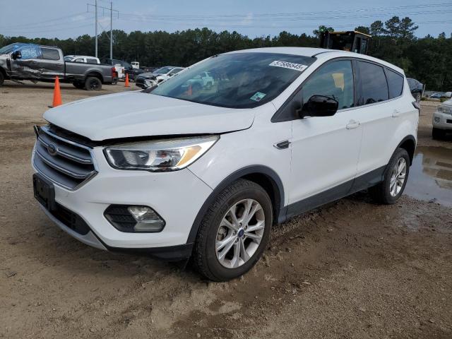 2017 FORD ESCAPE SE, 
