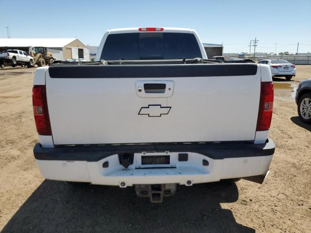 1GC2KYC8XBZ190729 - 2011 CHEVROLET SILVERADO K2500 HEAVY DUTY LTZ WHITE photo 6