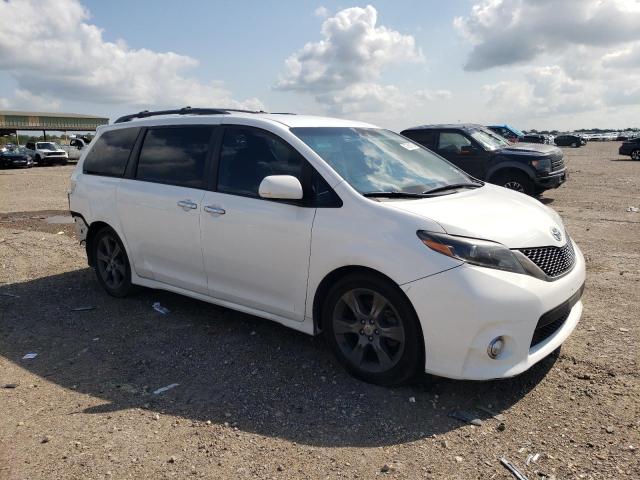 5TDXK3DC3FS618028 - 2015 TOYOTA SIENNA SPORT WHITE photo 4