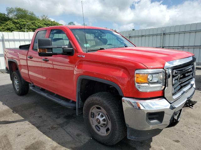 1GT22REG8JZ340748 - 2018 GMC SIERRA K2500 HEAVY DUTY RED photo 4