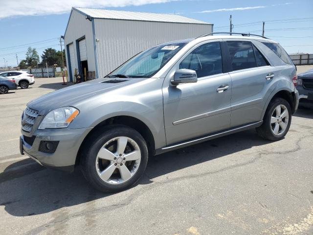 4JGBB8GB3BA737632 - 2011 MERCEDES-BENZ ML 350 4MATIC SILVER photo 1