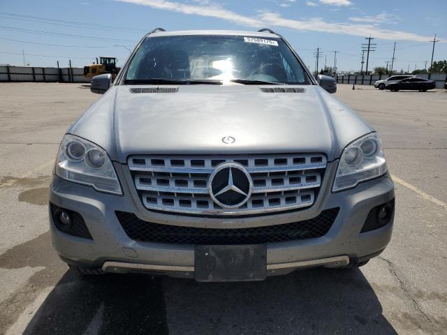 4JGBB8GB3BA737632 - 2011 MERCEDES-BENZ ML 350 4MATIC SILVER photo 5
