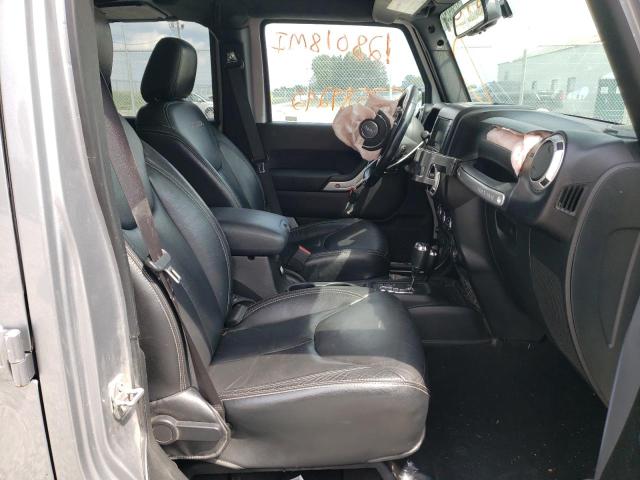 1C4BJWEG1GL305112 - 2016 JEEP WRANGLER U SAHARA GRAY photo 5