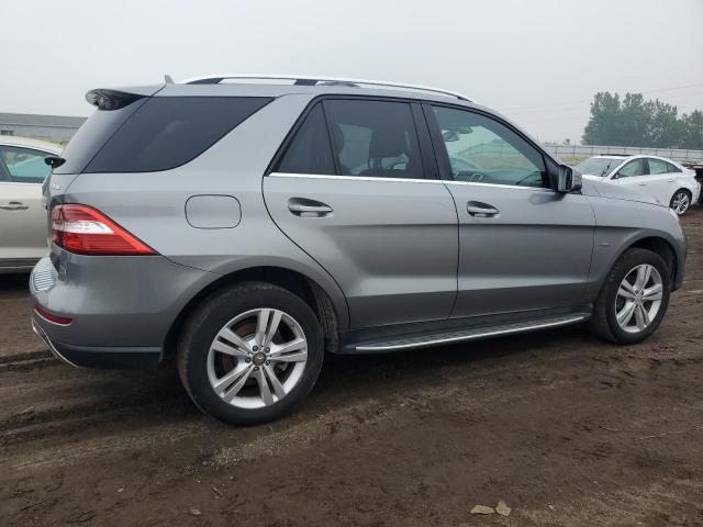 4JGDA5HB1CA077830 - 2012 MERCEDES-BENZ ML 350 4MATIC GRAY photo 3