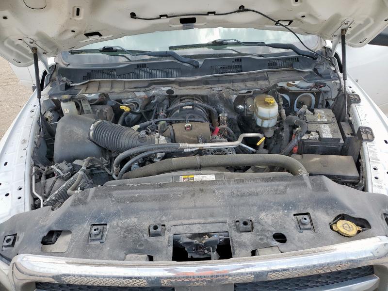 3C6UR5HJ5JG190058 - 2018 RAM 2500 ST Weiß Foto 11