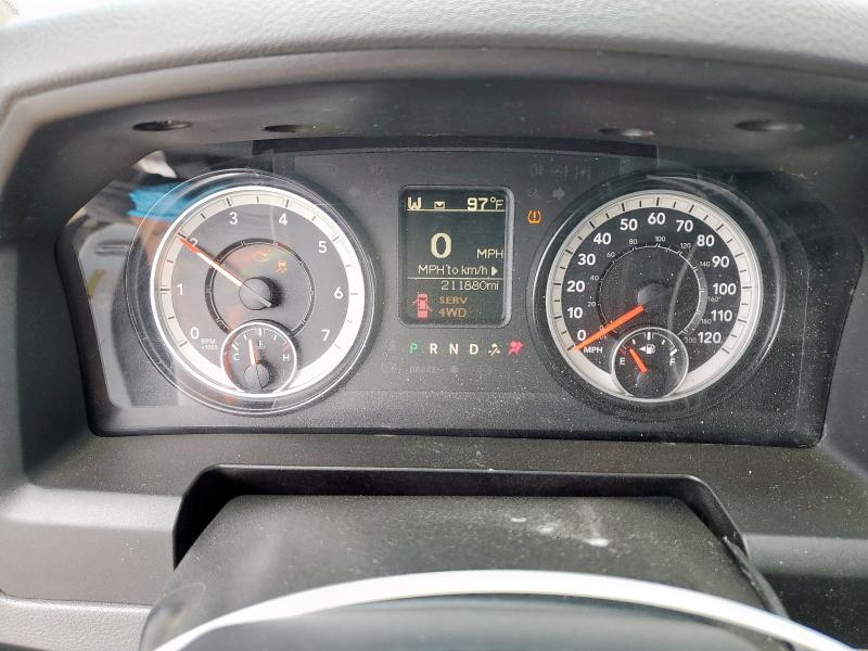 3C6UR5HJ5JG190058 - 2018 RAM 2500 ST Weiß Foto 9