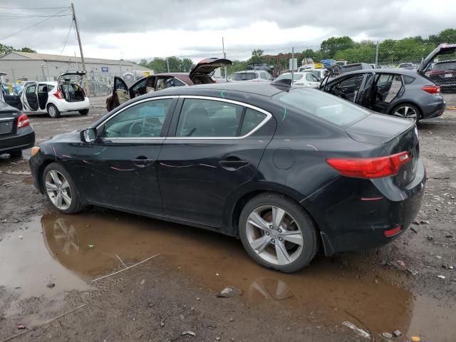 19VDE1F78DE001304 - 2013 ACURA ILX 20 TECH BLACK photo 2