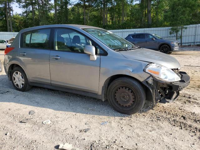 3N1BC1CP9CK801069 - 2012 NISSAN VERSA S SILVER photo 4