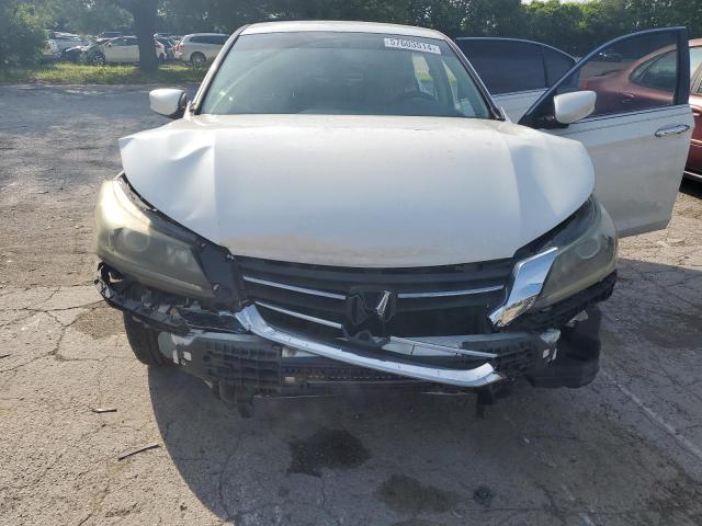 1HGCR2F33DA105178 - 2013 HONDA ACCORD LX WHITE photo 11