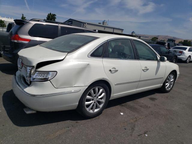 KMHFC46F16A098121 - 2006 HYUNDAI AZERA SE WHITE photo 3