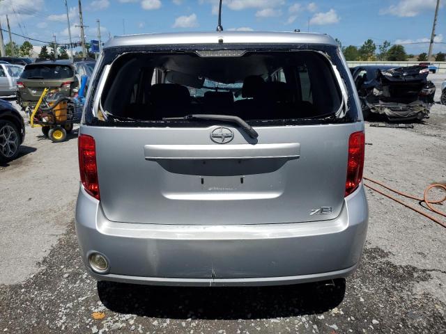JTLKE50EX81050966 - 2008 TOYOTA SCION XB SILVER photo 6