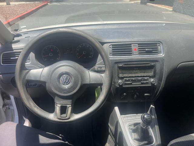 3VW1K7AJ9CM428260 - 2012 VOLKSWAGEN JETTA BASE 白色 照片 9