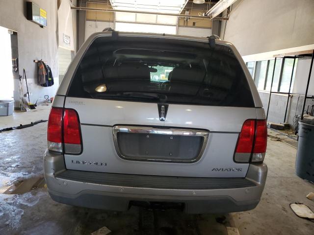 5LMEU88H25ZJ32532 - 2005 LINCOLN AVIATOR ვერცხლისფერი ფოტო 6
